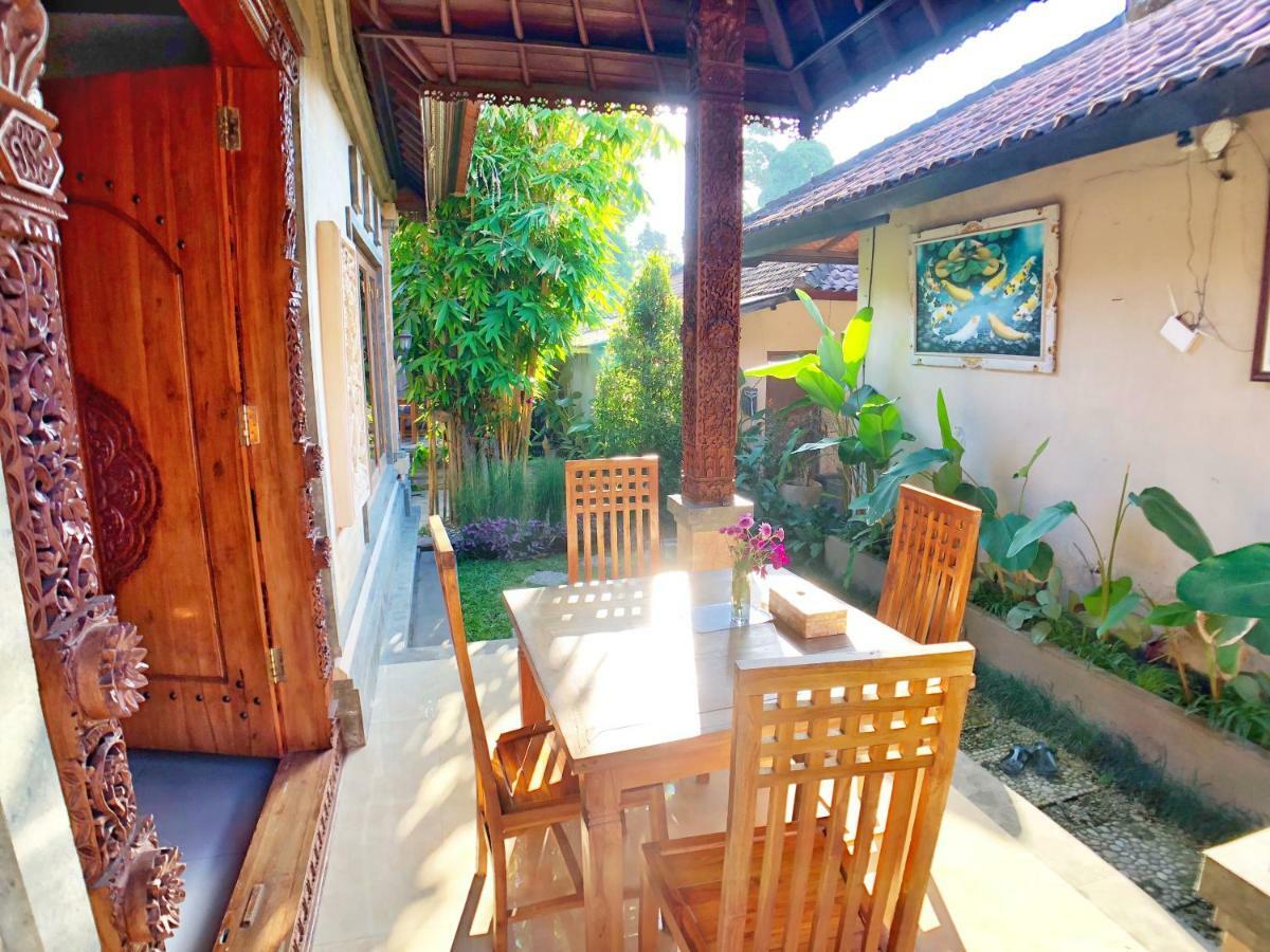 Uma Dewi Guest House Ubud  Exterior photo
